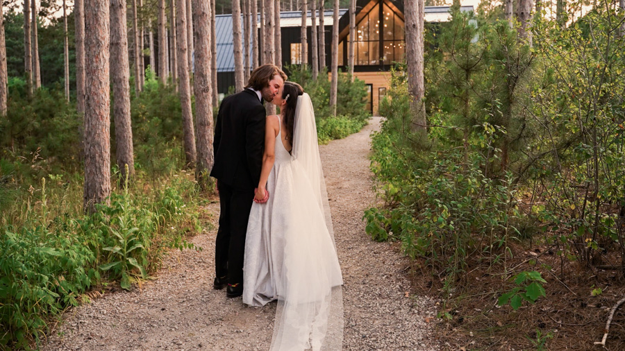 Pinewood Wedding in MN